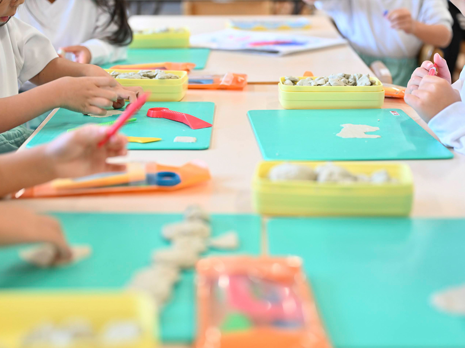 遊びながら学ぶ、ことば・⽂字・数